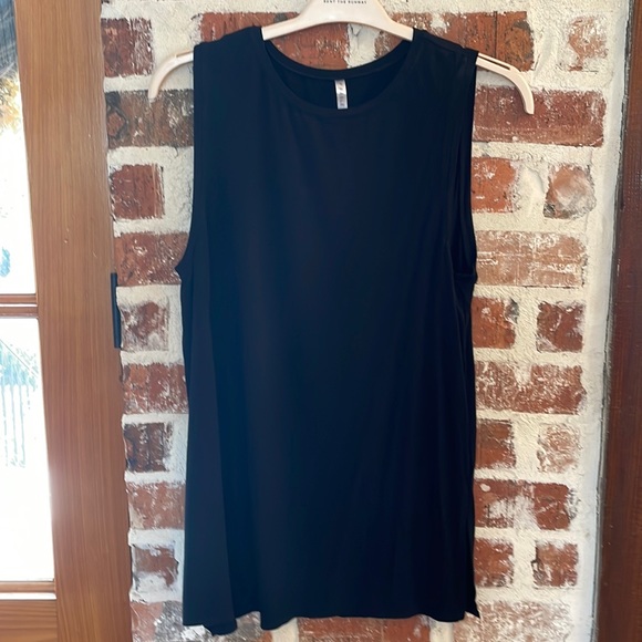 Fabletics Tops - Fabletics sleeveless black tank.Moisture wicking fabric 90% Recyc Poly/elastane